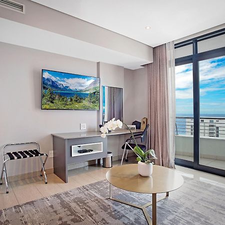 ホテル ザ キャピタル パールス ダーバン エクステリア 写真 A living room at the Hilton San Diego Bayfront