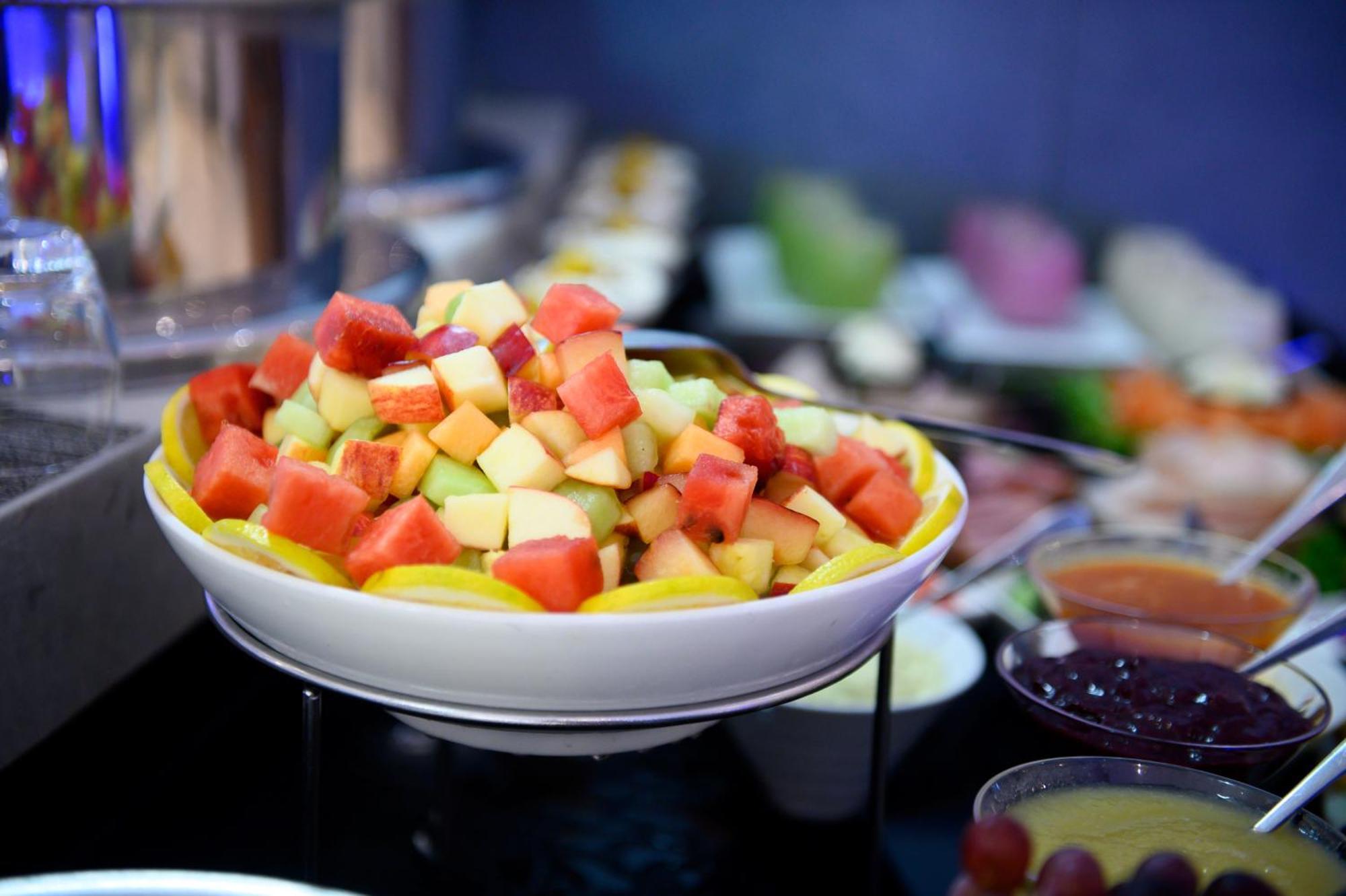ホテル ザ キャピタル パールス ダーバン エクステリア 写真 Fruit salad
